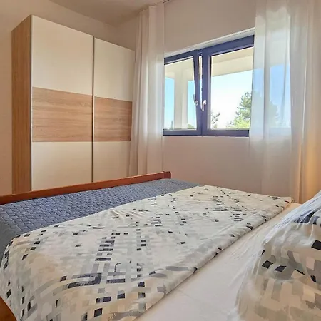 Renata Novigrad Istria